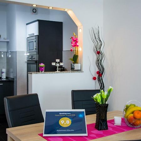 Apartment Klaudio Senj  Buitenkant foto