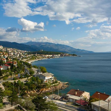 Apartment Klaudio Senj  Buitenkant foto