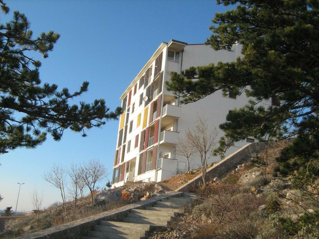 Apartment Klaudio Senj  Buitenkant foto