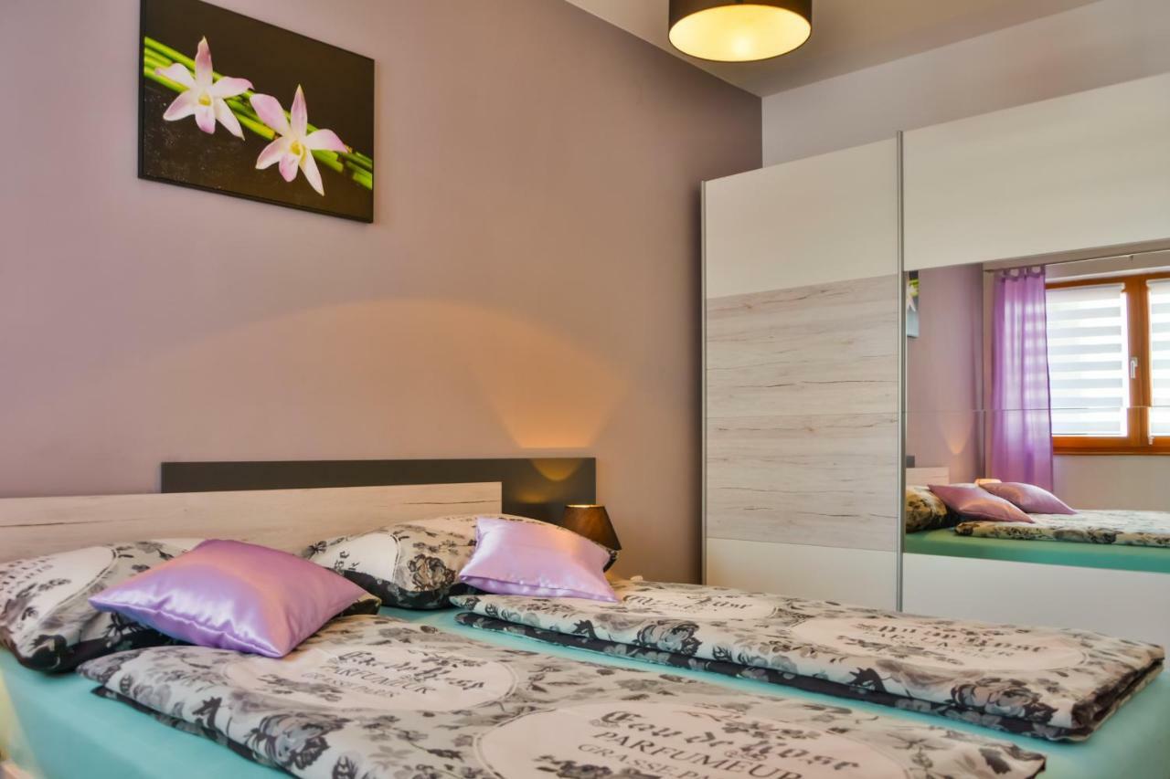 Apartment Klaudio Senj  Buitenkant foto